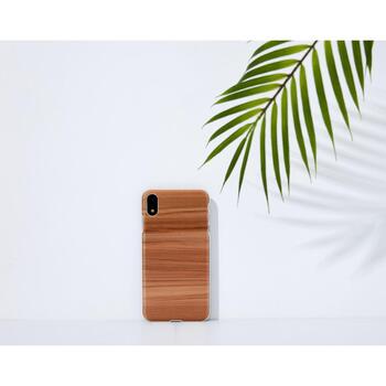 Man&Wood Чехол для смартфона M7618W, коричневый, дерево, задний, вырез под камеру, пылезащитный, совместим с Apple iPhone XR (M7618W)