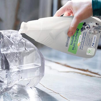 Dabīgais daudzvirsmu grīdu tīrīšanas līdzeklis mājdzīvnieku kopšanai Natural Multi Surface Pet Floor Cleaning Solution 1000 ml 3122 Bissell (3122)