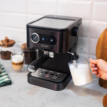 Cecotec Кофемашина Power Espresso 20 Pro Latte A01_EU01_100208, 1350 Вт, 20 бар, встроенный вспениватель молока (A01_EU01_100208)