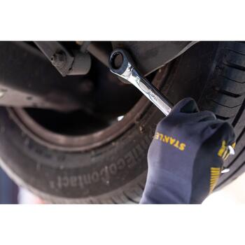 Kombinēta sprūdrata uzgriežņu atslēga 17 mm STMT89917-0 Stanley (STMT89917-0)