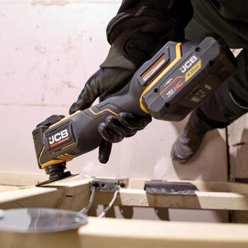 JCB JCB-18PMT-32 Professional 18V bezsuku daudzfunkcionāls instruments griešanai slīpēšanai un skrāpēšanai 5000-20000svārst./min 9 ātrumi (JCB-18PMT-32)