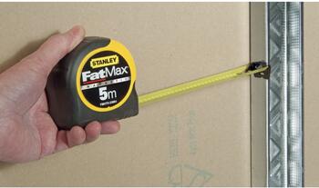 Mērlenta ar magnētu FATMAX MAGNETIC 5m x 32mm FMHT0-33864 STANLEY (FMHT0-33864)