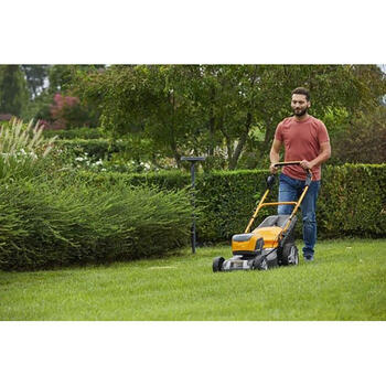 STIGA Collector 548 AE Kit premium akumulatora zāles pļāvējs 46cm 48V 4Ah 1.3kW 22-80mm 2L0485808/ST1 (2L0485808/ST1)
