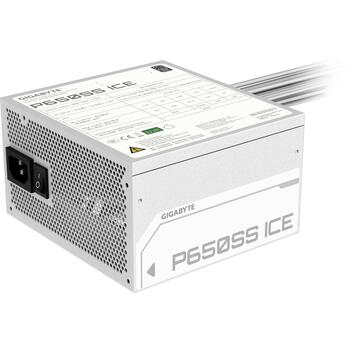 Gigabyte Datora barošanas bloks GP-P650SS ICE, 650W, 155-240V, 50/60Hz, 80 PLUS Silver, 1 ventilators, balts (GP-P650SS ICE)
