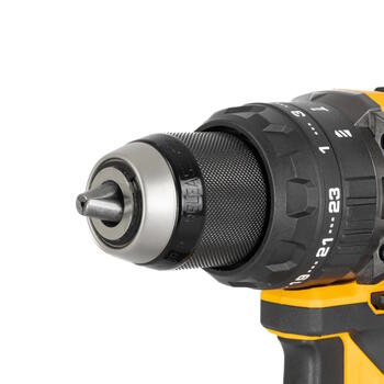 JCB JCB-18PKIT-4 Professional 18V instrumentu komplekts urbjmašīna-skrūvgriezis 75Nm leņķa slīpmašīna 125mm 2x5.0Ah akumulatori 4.5A lādētājs (JCB-18PKIT-4)