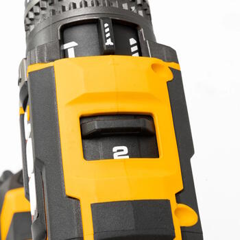 JCB JCB-18PKIT-3 Professional 18V instrumentu komplekts urbjmašīna-skrūvgriezis 160Nm trieciena skrūvgriezis 230Nm 2x5.0Ah akumulatori 4.5A lādētājs (JCB-18PKIT-3)