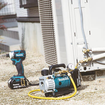 Vakumsūknis 18V, 3000l/h, Solo DVP180Z MAKITA (DVP180Z)