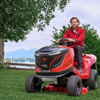 Бензиновый садовый трактор Premium T18-105.4 HD V2 (B&S 7160; 9,1 кВт) (A), 127707 SOLO BY AL-KO (127707)