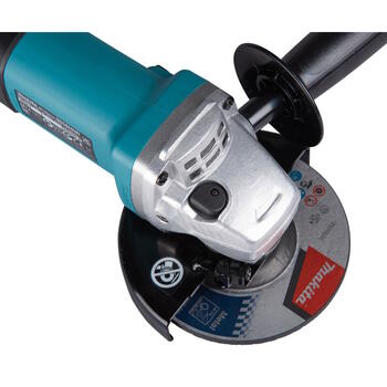Makita 9558HNRZ угловая шлифовальная машина 840 Вт 125 мм 11 000 об/мин механический редуктор защита от случайного включения боковая рукоять блокировка шпинделя двойная изоляция чёрно-синий (9558HNRZ)