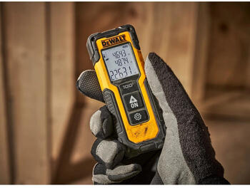 Dewalt DWHT77100-XJ лазерный дальномер, 30м, 100фут, Class II, IP54, 2 x AAA, +/- 3°, 1 мин, компактный (DWHT77100-XJ)