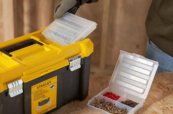 Stanley instrumentu kaste STST75787-1, 16.8l, 8kg, 2 noņemami organizētāji, noņemams paliktnis, metāla aizbīdnis, kompakta (STST75787-1)