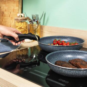 Russell Hobbs Panna komplekts RH03297, 22cm, 24cm, 26cm, noņemams rokturis, nepiedegošais pārklājums (RH03297)