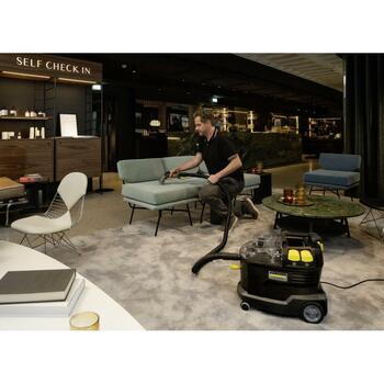 Karcher Пылесос для стирки Puzzi 8/1 Go!Further 1.100-249.0, 1200W, 8л/7л, 71дБ, 7.5м кабель, черный (1.100-249.0)