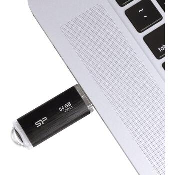 Silicon Power Blaze B02 флешка SP064GBUF3B02V1K, 64 ГБ, USB Type-A, 3.2 Gen 1, черная (SP064GBUF3B02V1K)