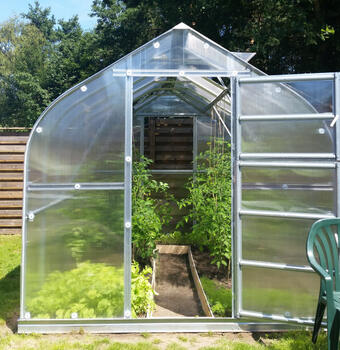 Siltumnīca KLASIKA STANDART 25 - 2,5 x 10m - 4mm polikarbonāta 4779037490530 KLASIKA GREENHOUSE (4779037490530)
