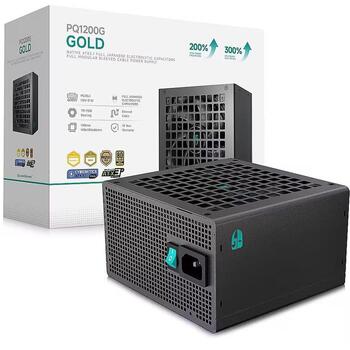 Deepcool barošanas bloks PQC00G R-PQC00G-FD1B-JGEU-V1, 1200 W, AC 100-240 V, 80 PLUS Gold, 120 mm ventilators, 64 pcs paletē (R-PQC00G-FD1B-JGEU-V1)