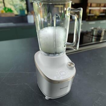 Philips стационарный блендер HR3760/01, мощность 1500 Вт, объем 2 л, максимальная скорость 22000 об/мин, стеклянная чаша (HR3760/01)