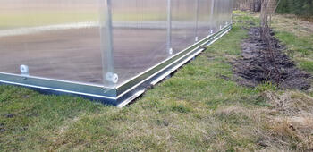 Siltumnīca KLASIKA TUBE 3 x 4m ar pamatiem - 6mm polikarbonāts 4779037491575 KLASIKA GREENHOUSE (4779037491575)