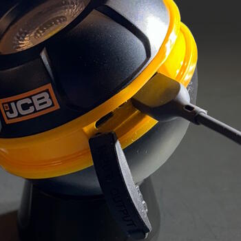 JCB uzlādējams rotējošs LED darba lukturis darbnīcai un būvlaukumam 600lm 360° magnētiska pamatne USB Powerbank IP44 JCB-WL-GLOBE (JCB-WL-GLOBE)