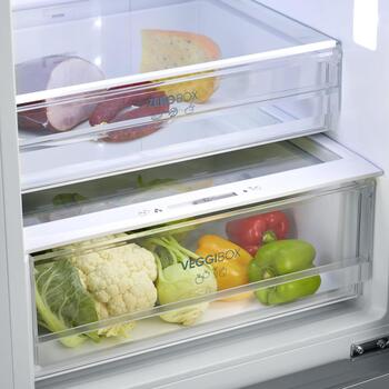 Severin Ledusskapis KGK 8943, 317l, 94l, 223l, 4kg/24h, E, C, NoFrost, LED apgaismojums (8943)