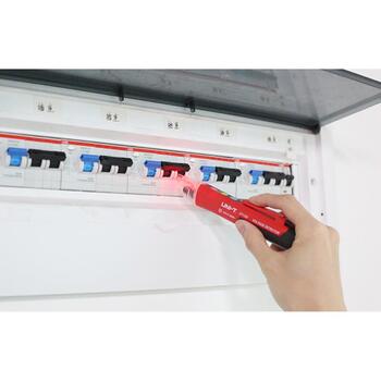 Uni-T UT12D-EU детектор напряжения, 24–1000 V, 90–1000 V, 50/60 Гц, 50 г, автоотключение, светодиодный индикатор, звуковой сигнал (UT12D-EU)