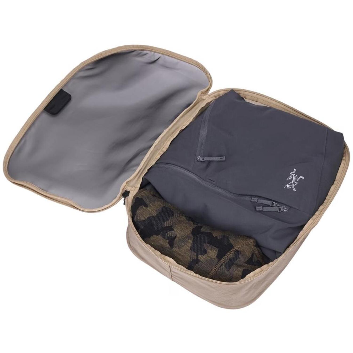 Thule Упаковочный куб, средний 3205574, 25.5 см x 9.5 см x 35.5 см, 100 г, Рипстоп нейлон, Верхняя ручка (3205574)