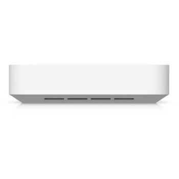 Ubiquiti Маршрутизатор UCG-Fiber, 10, 100, 1000, 2500, 10000 Mbit/s, 4x2.5GbE, 30W, 3GB RAM, белый цвет. (UCG-Fiber)