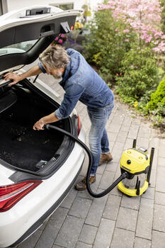 Karcher WD 3-18 S 1.628-575.0, 18V, 17л, 110мбар, 30л/с, 75Вт, 270Вт, 70дБ, 2x0.5м, 35мм (1.628-575.0)