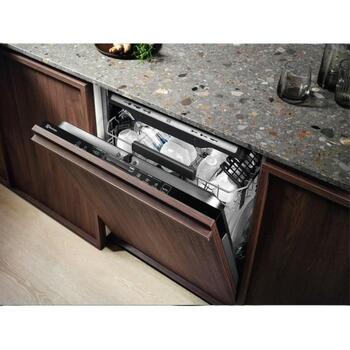 Electrolux EEM69410W посудомоечная машина, 60см, 15 комплектов, 11л, 42дБ, Wi-Fi, AirDry, QuickSelect, ExtraHygiene, GlassCare (EEM69410W)