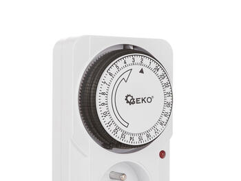 Geko Analogais taimeris G03345, 230V ~50Hz, 16A (3680W), 24-stundas, 15 min, muciņa E, indikators (G03345)