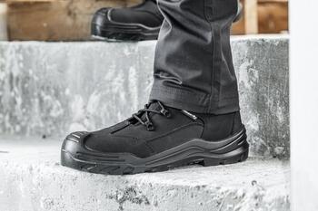 Hogert JORG drošības zābaki HT5K590-44, 44, S3L, FO, SR, kompozītmateriāla purngals, Kevlar starpzole, kažokādas odere, āda (HT5K590-44)
