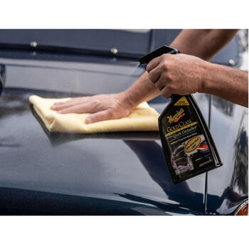 Meguiar's G7616 Gold Class Очиститель краски – для тёмных цветов; удаляет пыль и отпечатки, придаёт глубокий блеск 473 мл (G7616)
