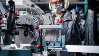 Paneļzāģiem PRO ALUMINIUM CORDLESS RIPZĀĢA ASMENS BOSCH 2608837778 (2608837778)