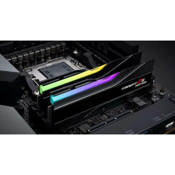 G.Skill память DIMM F5-6000J3238F16GX2-TZ5NR 32 ГБ, DDR5, 6000 МГц, 288-pin, CAS 32, двухканальная, многоцветная подсветка (F5-6000J3238F16GX2-TZ5NR)