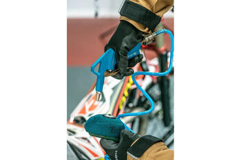 Hogert Пневматический пистолет HT4R750, 6bar, 87psi, длина насадки 26.5mm-127mm, диаметр 2.0mm-3.6mm, 1/4