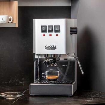 Gaggia кофемашина RI9481/11 Classic E24, 15 бар, 2.1 л, взбиватель молока, полуавтоматическая, шлифованная нержавеющая сталь (RI9481/11)