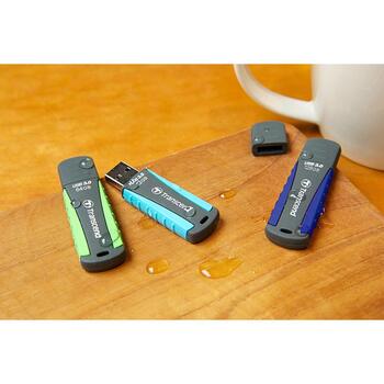 Transcend USB флеш-накопитель JetFlash 810 TS128GJF810, 128GB, USB 3.2 Gen 1, USB Type-A, черный, синий, резиновый корпус (TS128GJF810)