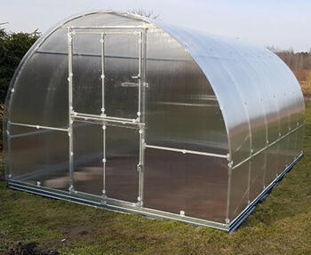 Siltumnīca KLASIKA TUBE 3x10m (30m2) ar pamatiem un 6mm polikarbonāta pārklājumu; 4779037492510 (159)