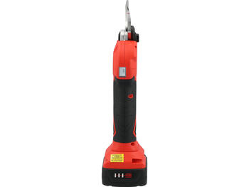 Yato садовые ножницы YT-828380, 18V, 30мм, 2000мАч, Li-Ion, 36Втч, 1ч, 5.5мм, SK5, бесщеточный, ЖК-дисплей, индикатор заряда (YT-828380)