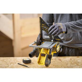STANLEY Alumīnīja Stūrenis ar regulējamu leņķmēru 180mm (STHT46056-0)