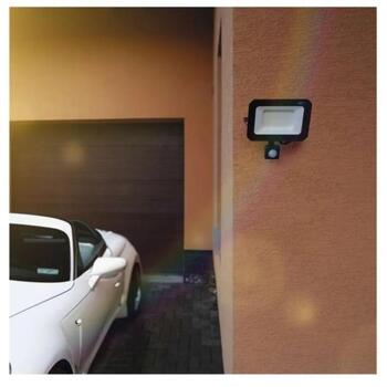 Emos LED прожектор SIMPO ZS2343, 50 W, 5000 lm, IP44, нейтрально-белый, PIR датчик, алюминий (ZS2343)