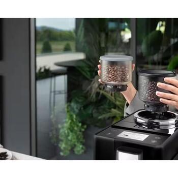 Delonghi кофемашина EXAM440.35.B, 1.4 L, 1450 W, полностью автоматическая, встроенный вспениватель молока, TFT дисплей (EXAM 440.35.B)