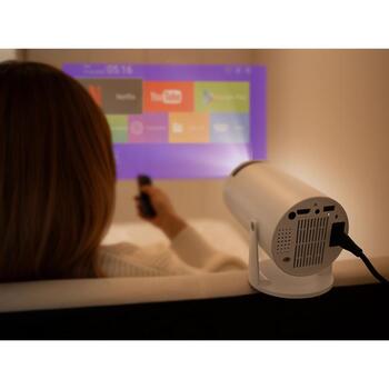 Tracer Vivid Pro TRAPRM47693, 1280x720, 200 ANSI, Android 13, 2.54m, HDMI, USB, Wi-Fi, Bluetooth 5.0, 3W skaņa (TRAPRM47693)