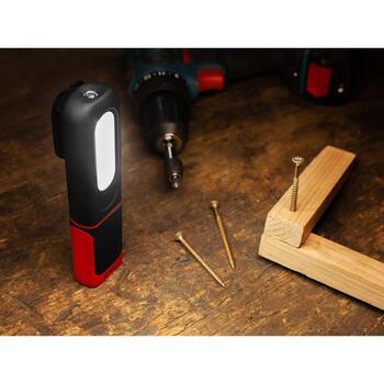 Tracer Рабочий фонарь TRAOSW47009, 2x3W, 1200mAh, 3 режима освещения, передний и боковой свет, индикатор уровня заряда, магнит (TRAOSW47009)