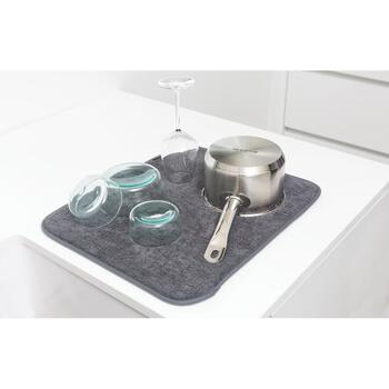 Brabantia 117626 коврик для сушки посуды из микрофибры, тёмно-серый, 47x40 см, складывается, стирка при 60°C (117626)