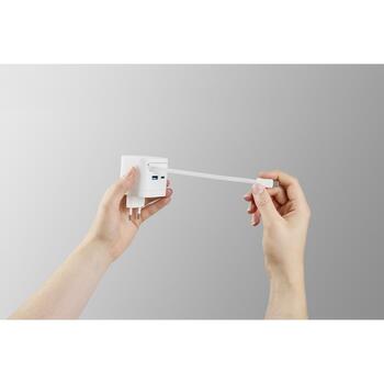 Intenso адаптер питания 7806522 65 Вт, 110-240 В, 2 USB порта, 0.7 м кабель, черный, пластик (7806522)