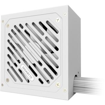 Gigabyte Datora barošanas bloks GP-P650SS ICE, 650W, 155-240V, 50/60Hz, 80 PLUS Silver, 1 ventilators, balts (GP-P650SS ICE)