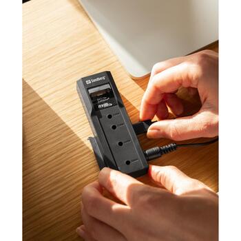Sandberg USB 3.2 клонер и док 136-49, 10 Гбит/с, 2x, M.2, NVMe, SATA, USB 3.2 Gen 2, черный (136-49)