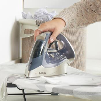 Beldray Powerlite BEL01621FVDE gludeklis, 3200W, keramikas zole, 200g/min tvaiks, 320ml, vertikālais tvaiks, pretpilēšana (BEL01621FVDE)