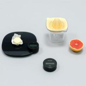 Brabantia 122040 соковыжималка для цитрусовых с емкостью, 0,5 л, ванильно-желтый, пластик, можно мыть в посудомоечной машине (122040)
